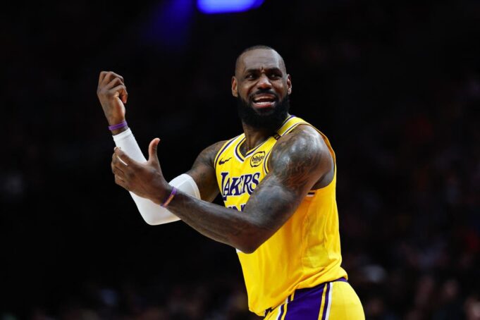 Luka Dončić i Lebron Džejms