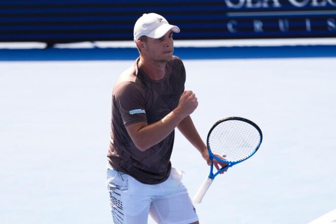 MIŠA JE GUBIO 2:5 i 15:40 U SETU ODLUKE: A onda je jedan spektakularan poen okrenuo sve u korist Kecmanovića