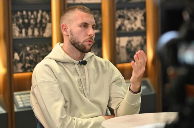 Ivan Kružljak na utakmici protiv Crvene zvezde