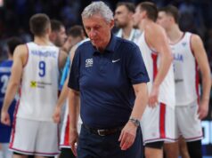 BILA, NE PONOVILA SE – ANALIZA: Najgora godina srpskog sporta – kako i zašto smo ostali bez ijedne medalje u kolektivnim sportovima? Svetislav Pešić na meču Srbija - Finska na Eurobasketu 2025