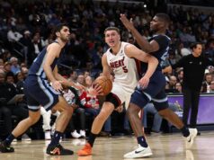Jović blistao protiv Memfisa | SportArena.rs Šej Gildžes-Aleksander na meču Indijana - Oklahoma