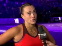 Sabalenkin trener usred meča otišao iz „boksa“ Sabalenkin trener usred meča otišao iz "boksa"