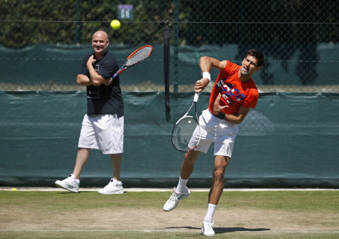 DJokovic-Agasi-je-u-pravu-za-to-sto-je-rekao.jpg Đoković: "Agasi je u pravu za to što je rekao u mom dokumentarcu, nema savršenog načina da..."