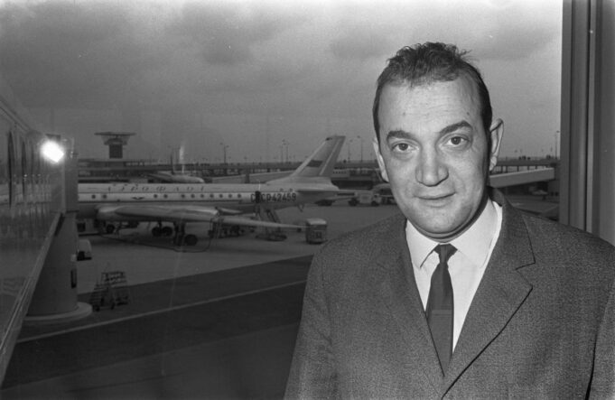 Viktor-Korcnoj-prica-o-legendarnom-sahisti.jpeg ronilak2.jpg