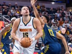GREBU GA, ŠTIPAJU, UDARAJU – ALI I DALJE MU NIŠTA NE MOGU! Nikola Jokić je nezaustavljiv: Malo je falilo za novi tripl-dabl! Marej odigrao meč sezone! raznatovic.jpg