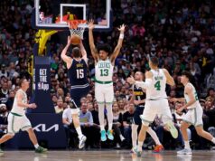 KAD JE TEŠKO – JOKIĆ! Nije mogao ništa da pogodi, a onda se naljutio i sam srušio Boston! Jedna stvar ozbiljno brine sve u Denveru! (FOTO) Nikola Jokić