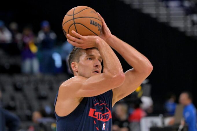 STA-SE-DESAVA-OVO-NIJE-ONAJ-BOGDAN-NA-KOGA-SMO.jpeg Bruno Fernando