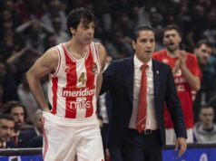 Sferopulos se dirljivim rečima obratio Teodosiću ZVEZDA-PARTIZAN_151.JPG