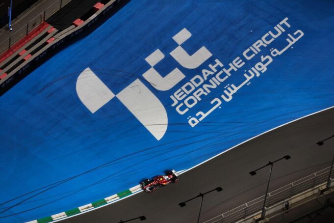 Džordž Rasel i Luis Hamilton Formula 1