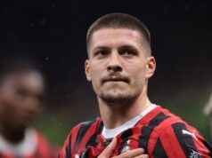 PA, DA LI JE MOGUĆE?! JOVIĆ IZAŠAO NA ZAGREVANJE, PA SE POVREDIO! Srbin eksplodirao u Milanu, uništio Inter, a onda doživeo veliki peh! 38yRpBdl