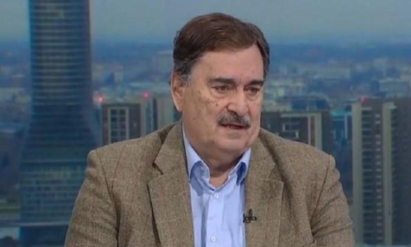 VLADE-DJUROVIC-OPLEO-PO-JEDNOM-IGRACU-ZVEZDE-Sta-on-trazi.jpg VJZLR9P8