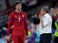 KAKO ĆE SRBIJA IGRATI U BEČU?! ŠTA ĆE PIKSI SPREMITI AUSTRIJANCIMA? Zatvorena varijanta na kontre sa Vlahovićem u špicu, ili otvorena borba, pa šta bude! pJ76Qk4l