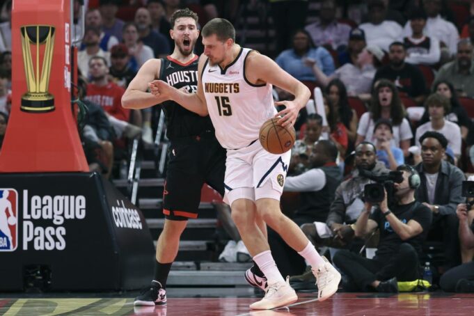 JOKIC-RADIO-BUKVALNO-STA-JE-HTEO-SENGUN-I-EKIPA.jpeg Nikola Jokić