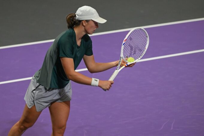 ZAVRŠNI WTA TURNIR U RIJADU: Švjontek pobedila Kiz 
