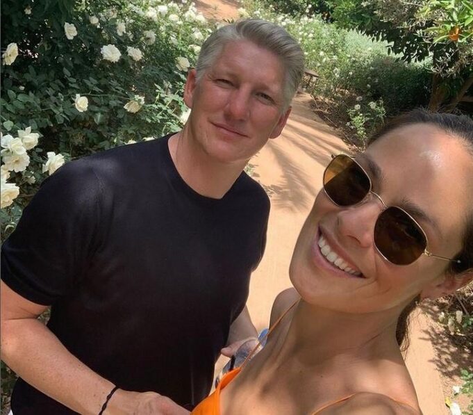 NIŠTA NIJE SLUTILO NA KRAH! OVAKO SU ANA IVANOVIĆ I BASTIJAN ŠVAJNŠTAJGER OBEZBEDILI NASLEDNIKA: Velelepni stan u centru Minhena vredi pravo bogatstvo