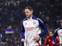 Nemanja Matić brutalno, ali šmekerski udario Onanu jJd6yBN8