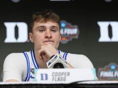 LJUDI, DA LI JE OVO REALNO?! Dečko je zaradio 28.000.000 DOLARA, a tek treba da dođe u NBA! o8WykYEJ