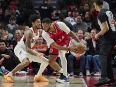 FAVORIT SIGURAN: Klipersi slavili u Portlandu! (VIDEO) VlkkOBMl