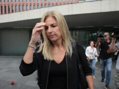 BILA JE NAJBOLJA TENISERKA NA SVETU, A SAD NEMA PARA DA PREHRANI DECU: Bivši muž joj uništio život! Živi od milostinje prijatelja BILA JE NAJBOLJA TENISERKA NA SVETU, A SAD NEMA PARA DA PREHRANI DECU: Bivši muž joj uništio život! Živi od milostinje prijatelja