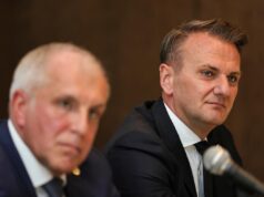 OSTOJA MIJAILOVIĆ – DIGNE BUDŽET, PA DOVEDE 3 ZVERI I KREĆE NAPAD NA EVROLIGU: Predsednik crno-belih zakucao kritičare… KK Crvena zvezda