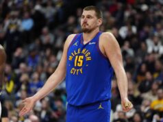 KAKAV JE OVO GOSPODIN! Otkriveno šta Nikola Jokić drži u svlačionici! Nećete verovati kada vidite! (FOTO) RJzaKxwl