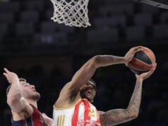 POTPUNA LUDNICA – ZVEZDA IMA SVE U SVOJIM RUKAMA NAKON TRILERA U VITORIJI: Ovako izgleda tabela Evrolige posle dramatične pobede crveno-belih! Vlade Đurović.jpg
