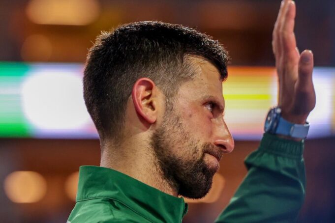 ŠTA SE NOVAKU DESILO SA OKOM PRED MEČ PROTIV MENŠIKA?! Evo šta britanski mediji kažu o svemu: Đoković je imao podliv na licu zbog OVOGA?!