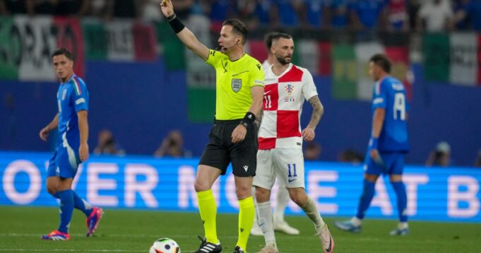 Poznato-ko-ce-suditi-Zvezdi-u-dvomecu-s-Viktorijom-u.jpg Poznato ko će suditi Zvezdi u dvomeču s Viktorijom u plej-pfu za Ligu Evrope