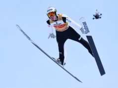 NA SKIJAMA POLETEO U NEBO I OSTAVIO SVET U ČUDU! Magični Slovenac najdužim skokom u istoriji probio sve granice… Domen Prevc