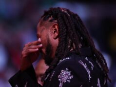 VELIKA ČAST ZA LEGENDU NBA LIGE! Bulsi povukli potez o kom se priča: Suze i čista emocija posle gesta za istoriju (FOTO) Derik Rouz