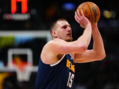 Nikola Jokić šutnuo 14 trojki Majk Meloun morao sve da objašnjava dlvvpjbl