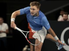 POZAMAŠAN ČEK KAO UTEHA ZA PORAZ U FINALU: Evo koliko je zaradio Hamad Međedović kao vicešampion u Marselju POZAMAŠAN ČEK KAO UTEHA ZA PORAZ U FINALU: Evo koliko je zaradio Hamad Međedović kao vicešampion u Marselju