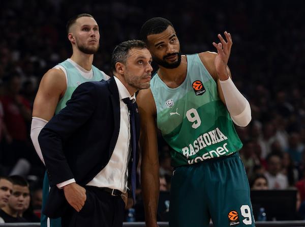 BASKONIJA-UPISALA-PRVI-TRIJUMF-U-EVROLIGI-Dubai-bez-resenja-u.jpg Detalj sa utakmice Makabi - Olimpijakos u Pioniru