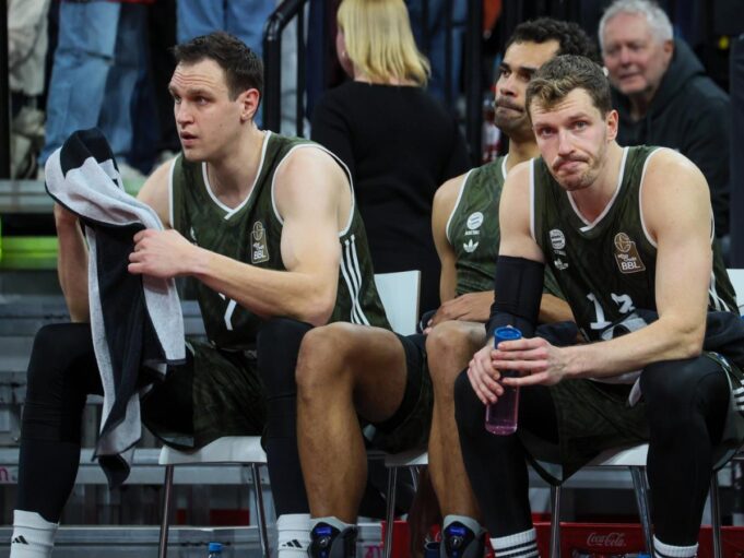 BAJERN-NE-ZANIMA-STA-SE-DESAVA-U-PARTIZANU-Imamo-mi.jpeg partizan-fenerbahce-3876882.JPG