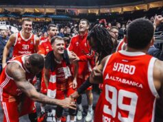 KRVAVA KOLENA I KAMENA ODBRANA: Šta to ima ova Crvena zvezda što nema nijedan drugi tim u Evroligi? Tajna uspeha! NJKoZ0EJ