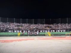Burno u komšiluku, navijači protestuju protiv svog kluba OJqw6Mg8