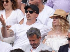 IBRAHIMOVIĆ NE KAČI PORODIČNE SLIKE NA INSTAGRAM – EVO I ZAŠTO: U kući nema ni jedne njegove slike – samo jedna fotka visi na zidu i to OVA OJqwNv48