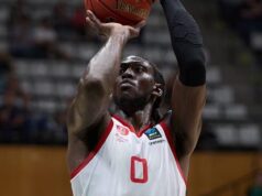 POVEZIVALI GA SA ZVEZDOM, GAZDA NAPRAVIO HAOS, A SAD DOBIO LAKSAVO PRIZNANJE! Džonatan Motli je MVP finala Evrokupa! OJqw5mL8
