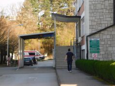 KURIR SAZNAJE! Ovo je stanje fudbalera (28) koga je udario grom na utakmici u Loznici LOZNICA - Grom prekinuo prijateljsku utakmicu.jpg