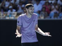 VELIKI ŠOK NA AUSTRALIJAN OPENU U DANU KADA SRBIN IGRA! Sjajan dan u Melburnu obeležio poraz četvrtog tenisera sveta! VJYYgQDJ