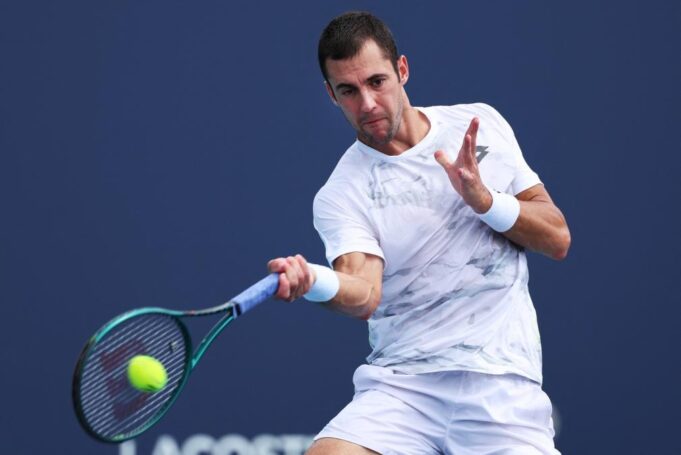 LASLO IZBACIO 58. NA SVETU: Đere u osmini finala turnira u Buenos Ajresu