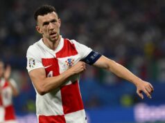HRVAT U DRESU PSV ZAPRETIO ZVEZDI: Čest je gost Beograda i voli da gleda Partizan! veB54prJ