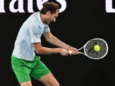 NAJVEĆI ŠOK NA AUSTRALIJAN OPENU: Danil Medvedev ispao u 3 ujutru od anonimusa posle pet setova VJYYgNMJ