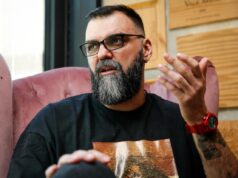 SKANDAL U CENTRU GRADA: Napadnut Ratko Varda! Kada je video ko je u pitanju, šokirao se! Ema Radukanu u Sinsinatiju