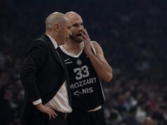 NIKO KAO ĐOC! VUJOŠEVIĆ I OBRADOVIĆ OVO NISU USPELI: Đoan Penjaroja je ispisao istoriju Partizana ZVEZDA-PARTIZAN_176 (1).jpg