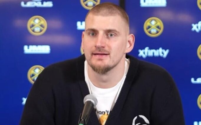 Nikola Jokić na meču Denver - Orlando