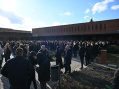SAHRANA TATJANE JEČMENICE: Tuga i suze na groblju u Novom Sadu! Porodica i prijatelji legendarne teniserke neutešni! SAHRANA TATJANE JEČMENICE: Tuga i suze na groblju u Novom Sadu! Porodica i prijatelji legendarne teniserke neutešni!