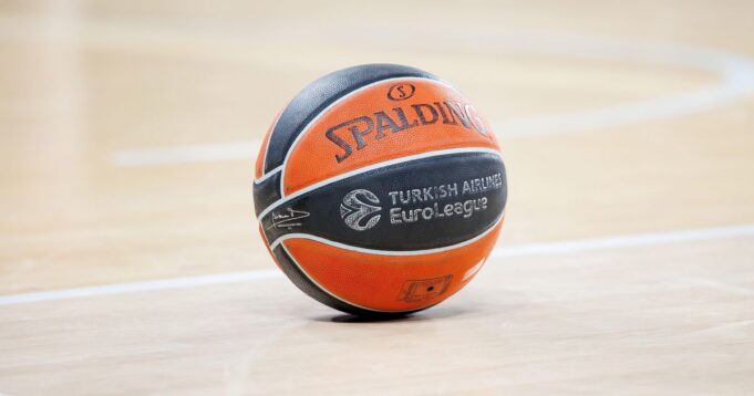 Partizan u "Areni" nadigrao Zvezdu i preskočio je na tabeli