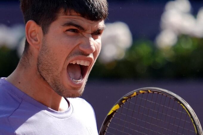 KARLITOS GAZI I NE ZAUSTAVLJA SE: Španac u finalu Barselone!