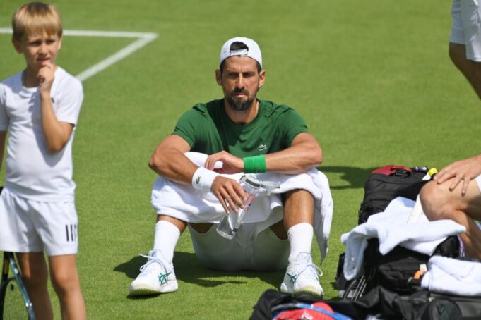 SPEKTAKL! KAKO JE SABALENKA ODRALA NOVAKA I UZELA MU PARE! Srpski as se kladio s teniserkom pa se pokajao, pogledajte ovo ludilo u Londonu! (VIDEO)